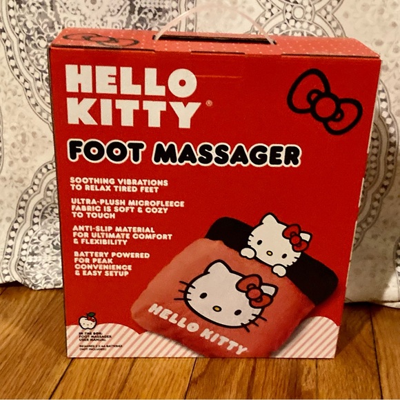 Hello Kitty Sanrio Foot Massager - Red - New in Box - Picture 2 of 2
